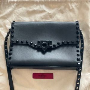 Valentino. Black, leather, Medium shoulder bag.